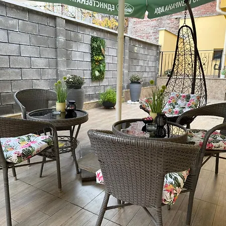 Center The Quiet Luxury 1 شقة