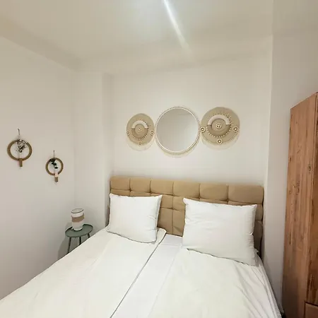 Center The Quiet Luxury 1 بلوفديف