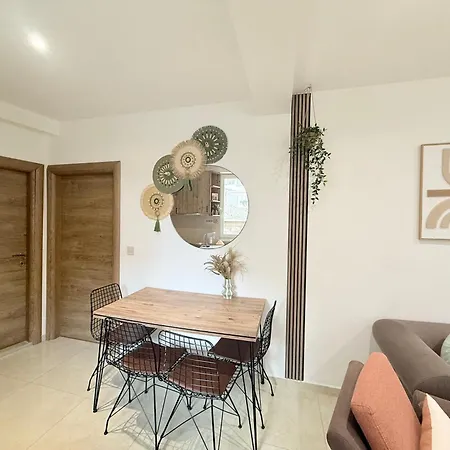 Center The Quiet Luxury 1 * بلوفديف